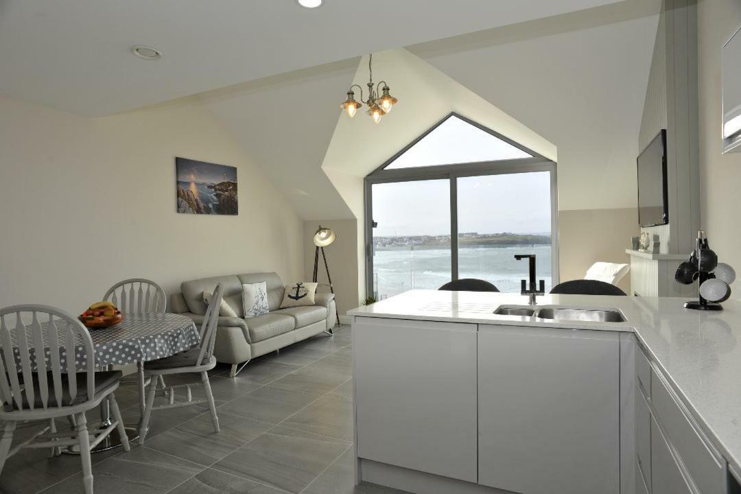 Apartment 10, South Pier, 13-14 Kerr Street, Portrush Exteriér fotografie